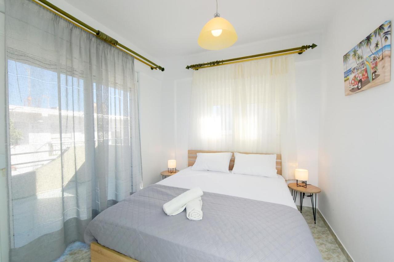 Villa Irilena - 4Bdr Beach House ゲンナジー エクステリア 写真